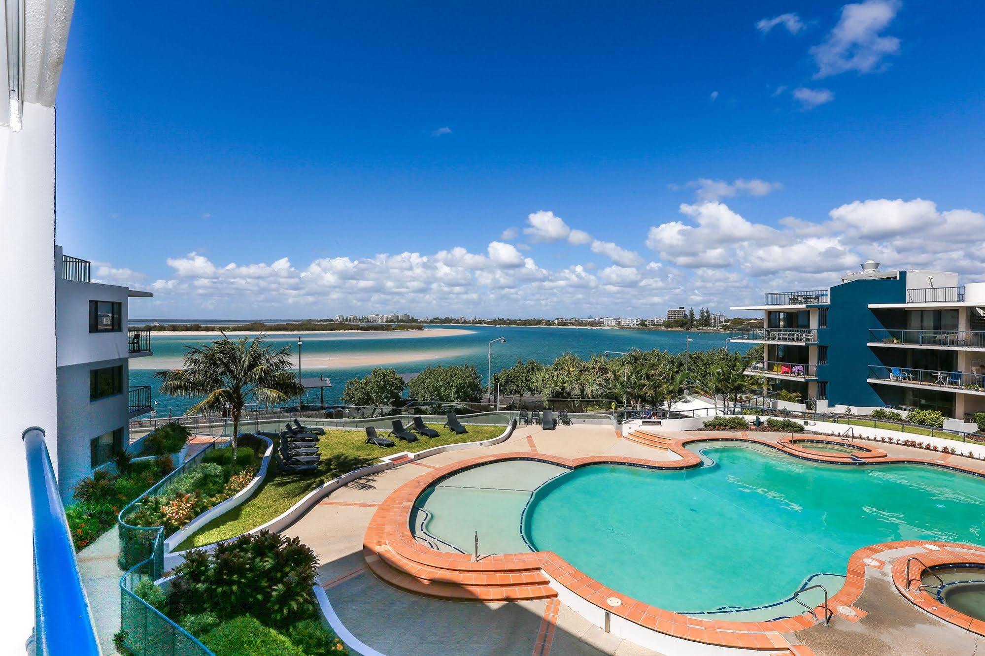 קלונדרה Cerulean Apartments מראה חיצוני תמונה