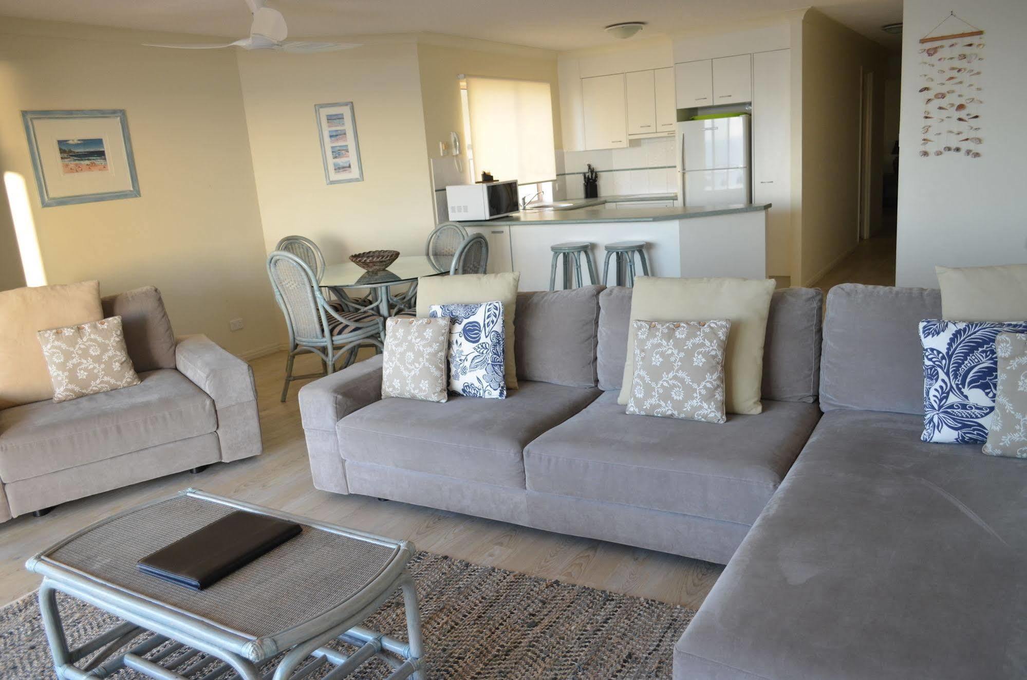 קלונדרה Cerulean Apartments מראה חיצוני תמונה